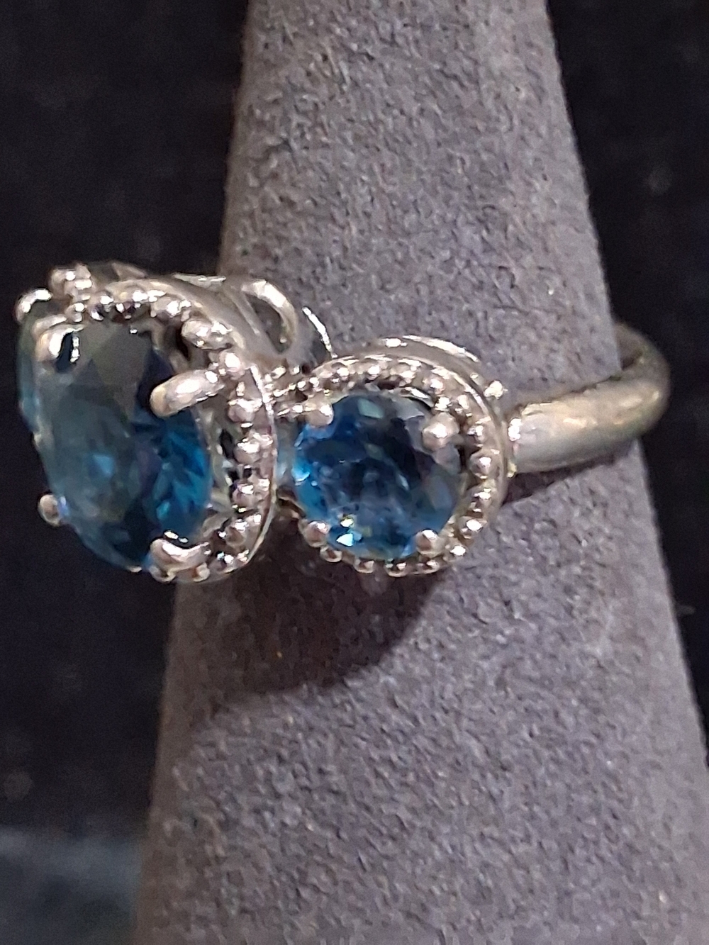RSZ 925 Sterling Silver London Blue Topaz 3 Stone Halo Ring Vintage Style - Picture 4 of 5